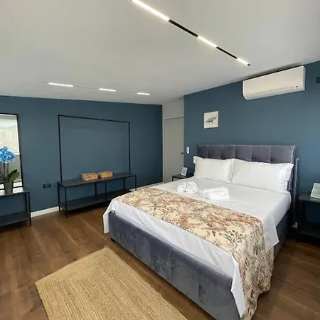 Voyage Penthouse Apartment Tirana