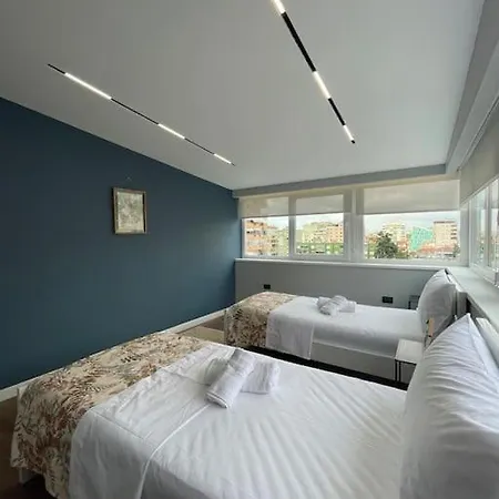 Voyage Penthouse 公寓 地拉那