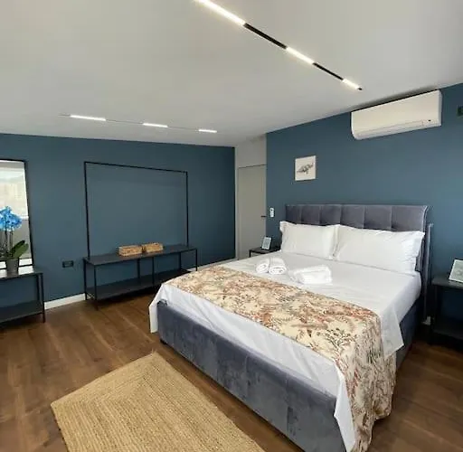 Voyage Penthouse Apartment Tirana