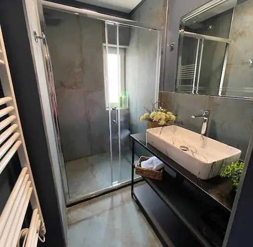 Voyage Penthouse * Tirana